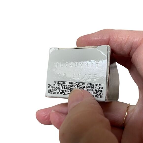 Lancôme 115C Teint Idole Ultra Wear Care & Glow Foundation 1 oz. 30 ml.e… - Picture 6 of 6